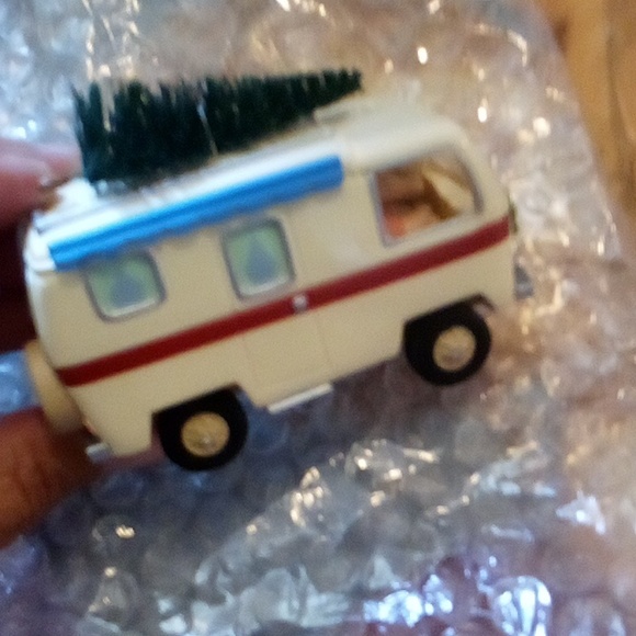 Mr & Mrs Santa Claus vacation RV &  ornaments NIB - Picture 7 of 8